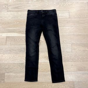 Boss Hugo Boss slim fit Delaware 32x32 black Finest Italian fabric stretch jeans